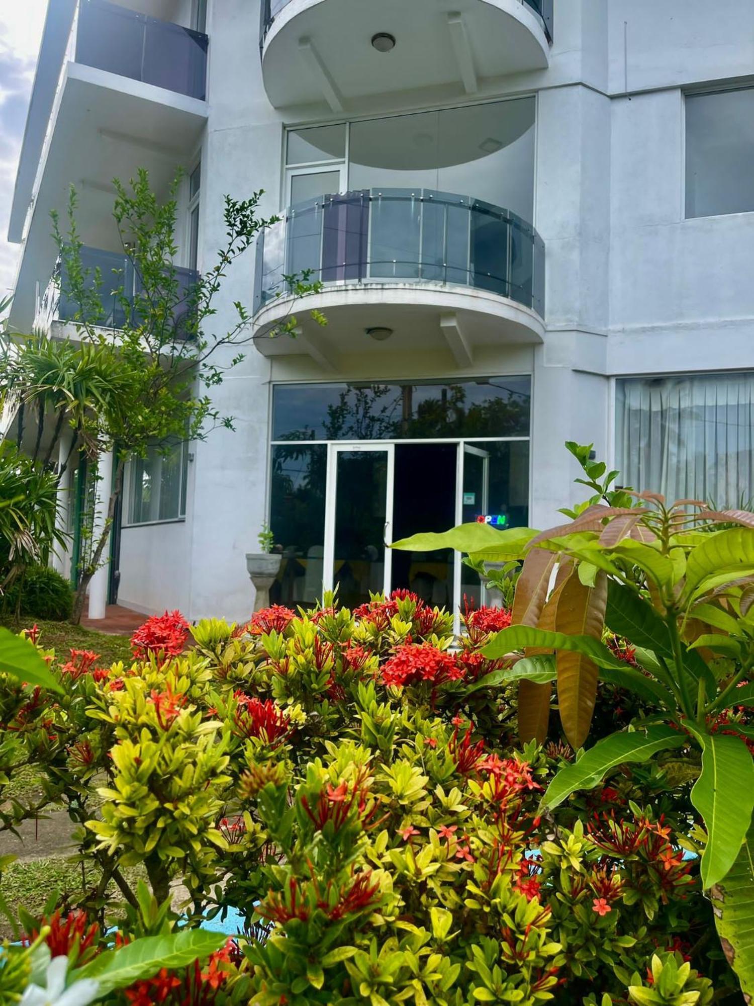 Amaya Beach Hotel Dikwella Εξωτερικό φωτογραφία
